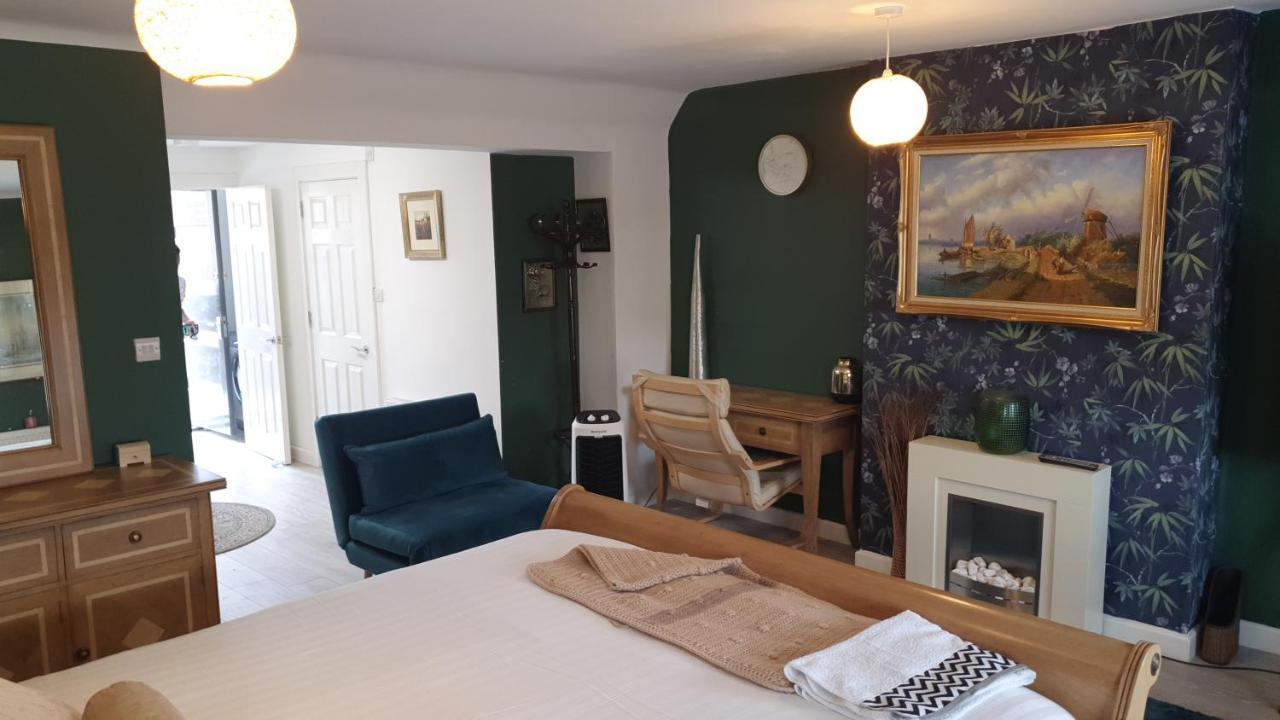 House 1905 - Self Catering Serviced Apartment Tidworth Exterior foto