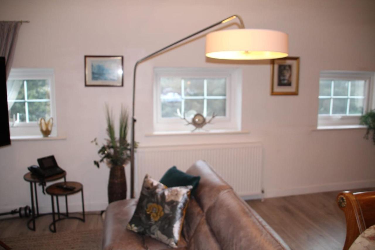 House 1905 - Self Catering Serviced Apartment Tidworth Exterior foto