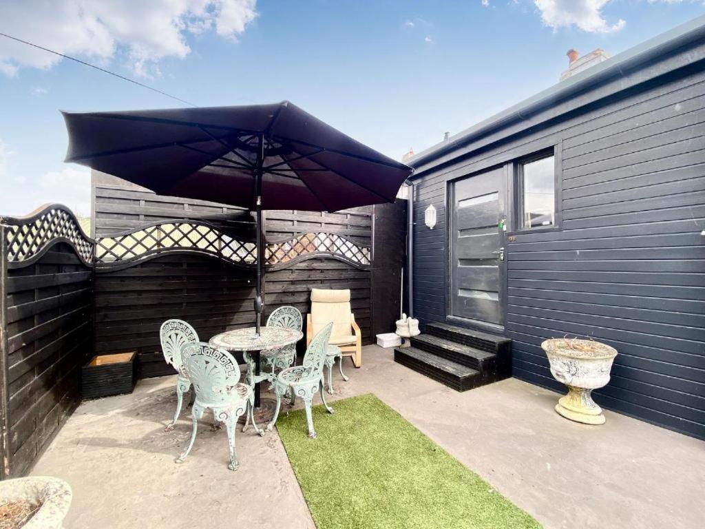 House 1905 - Self Catering Serviced Apartment Tidworth Exterior foto
