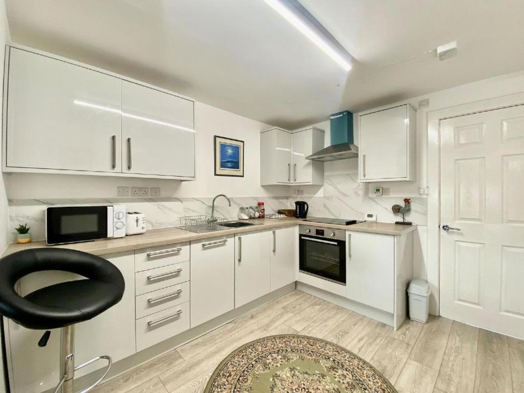 House 1905 - Self Catering Serviced Apartment Tidworth Exterior foto